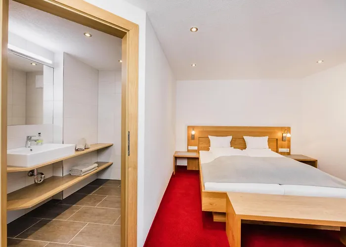 歌布宾馆 普范德斯