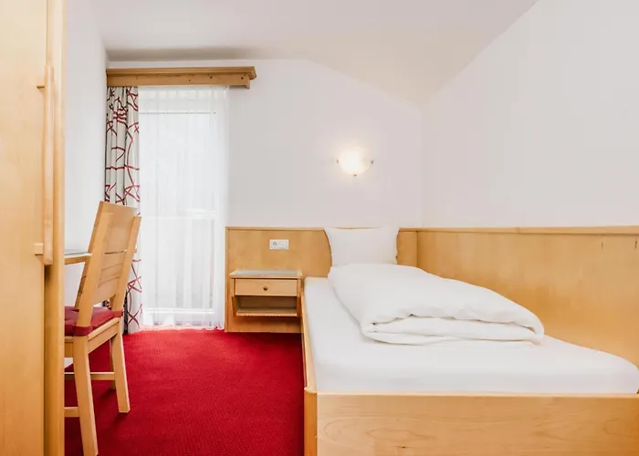 歌布宾馆 3* 普范德斯